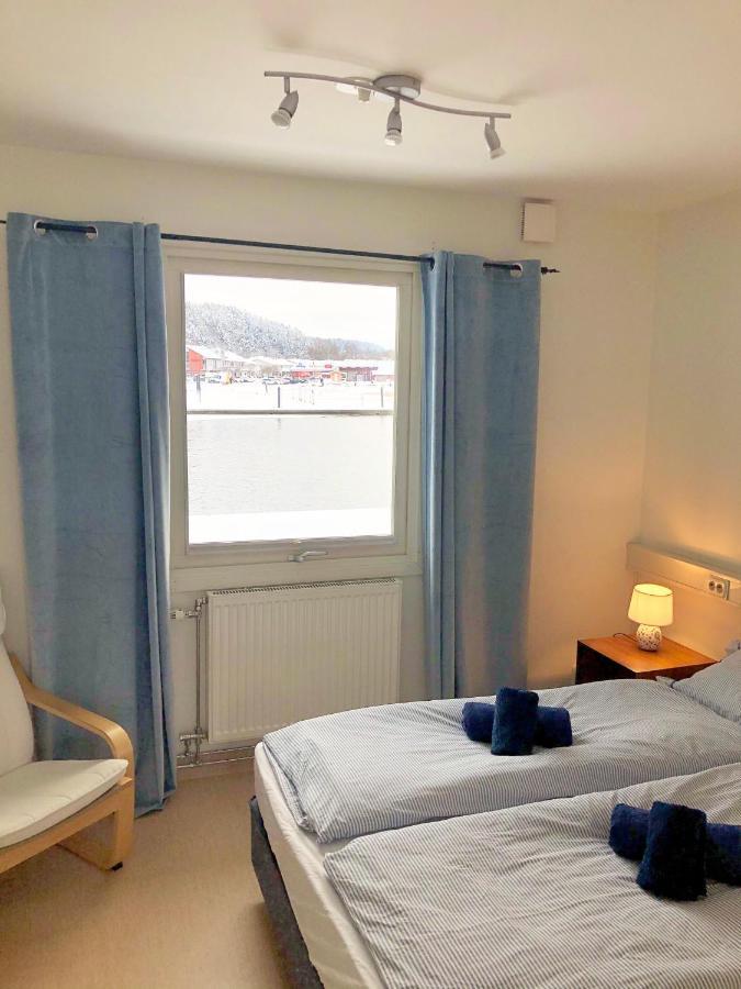 Henans Hostel In The Marina Bagian luar foto