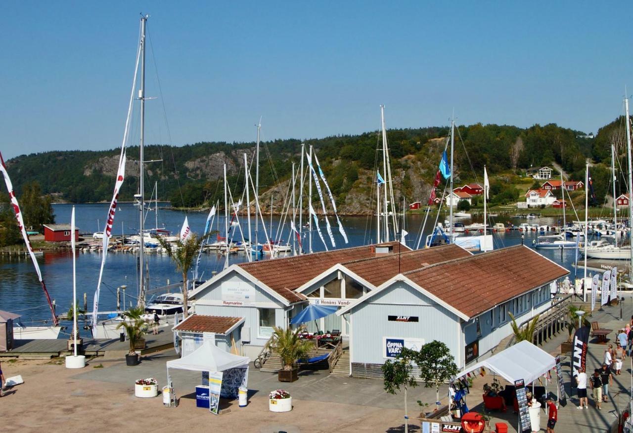 Henans Hostel In The Marina Bagian luar foto