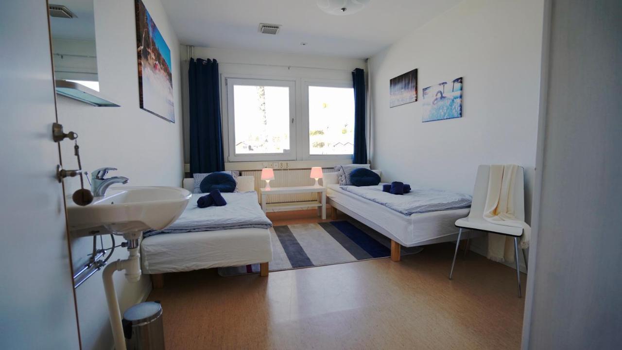 Henans Hostel In The Marina Bagian luar foto